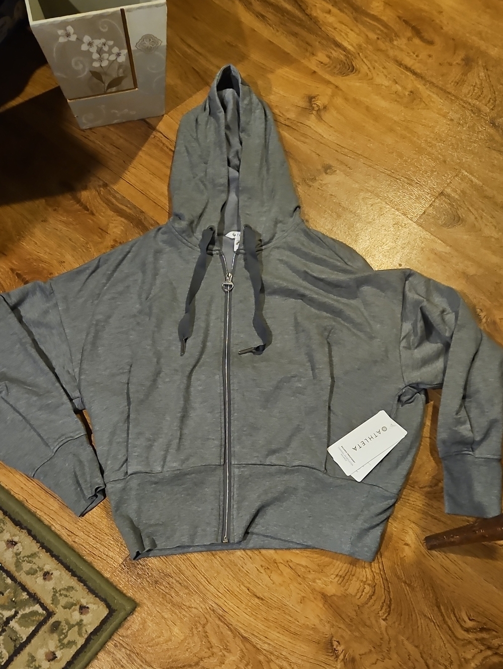 NWT Athleta Balance Sweat Shirt / Hoodie Size Large
